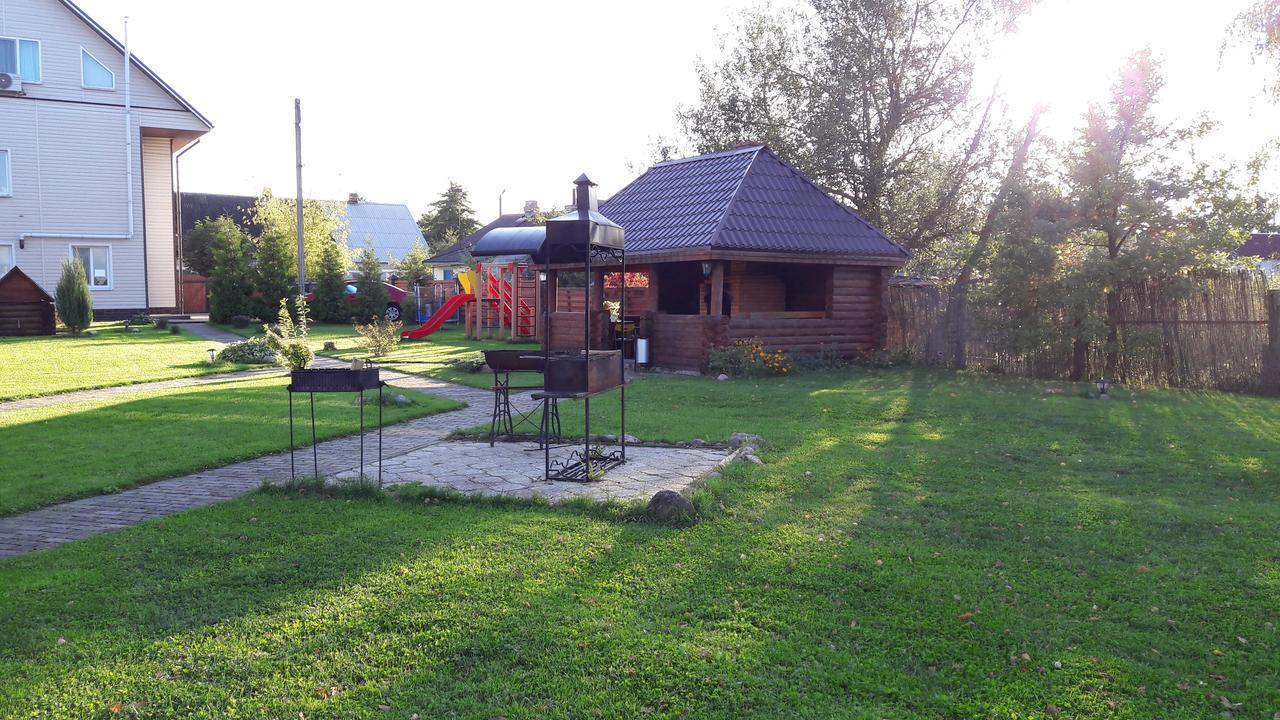 Hotel Falvarak Браслав Екстериор снимка