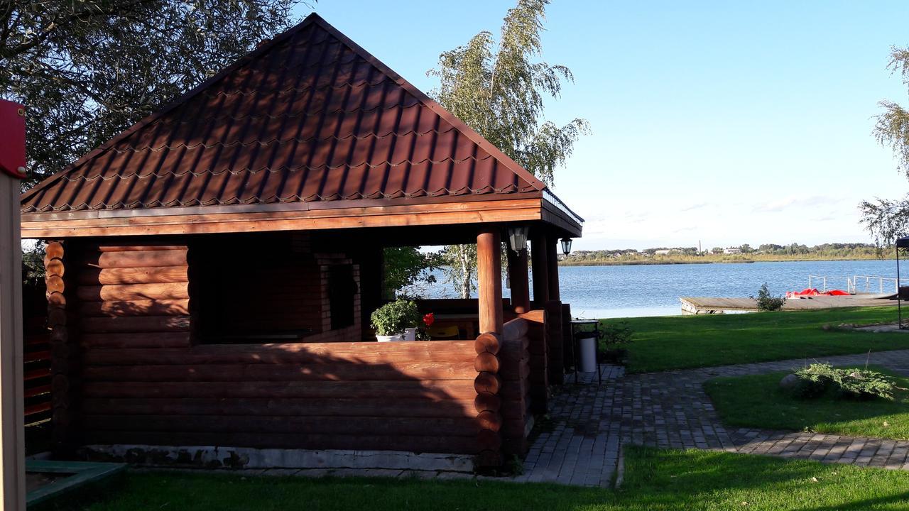 Hotel Falvarak Браслав Екстериор снимка